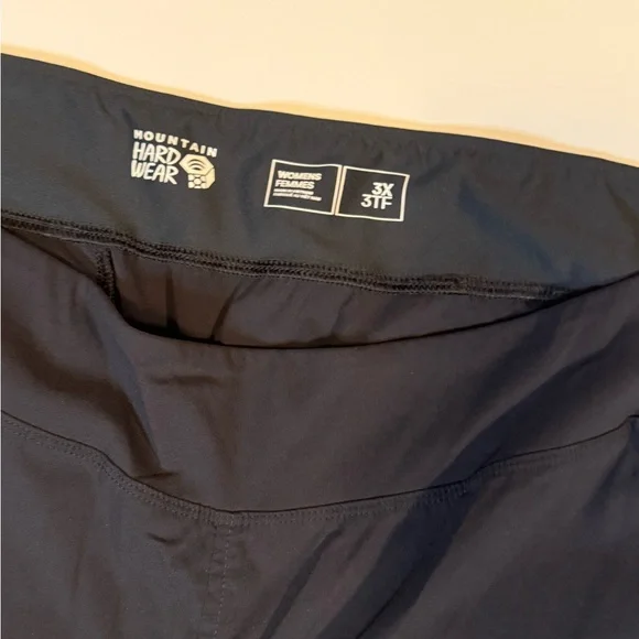 Black Dynama Hiking Pants - Picture 4 of 6